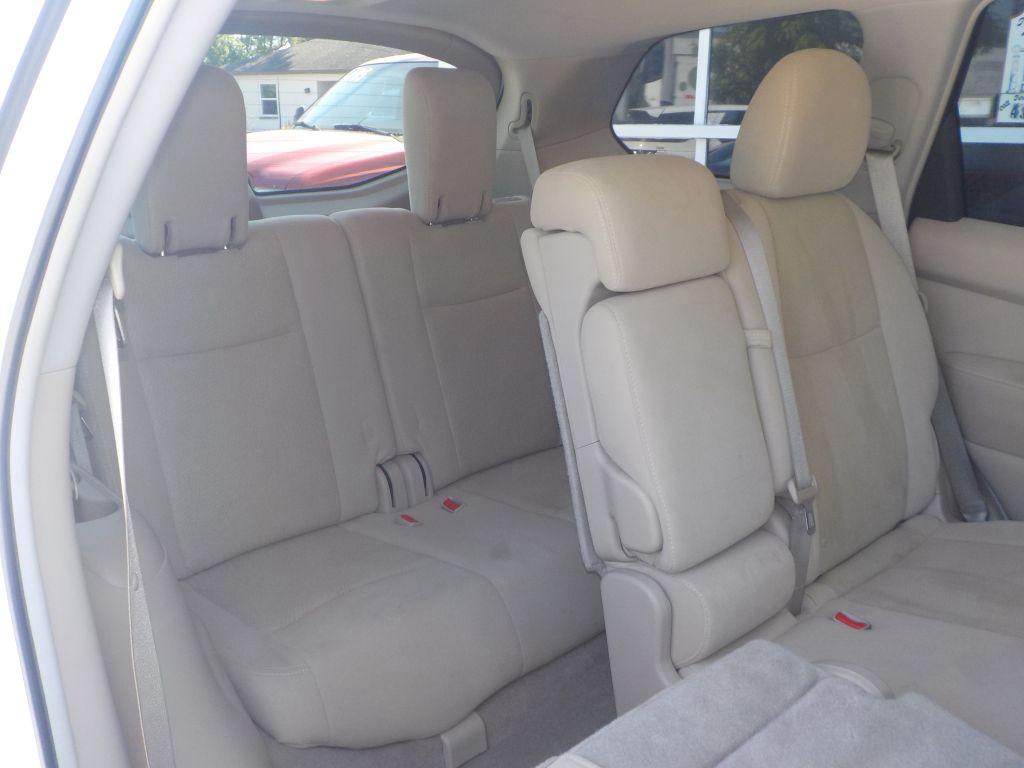 2013 Nissan Pathfinder SV - Photo 13