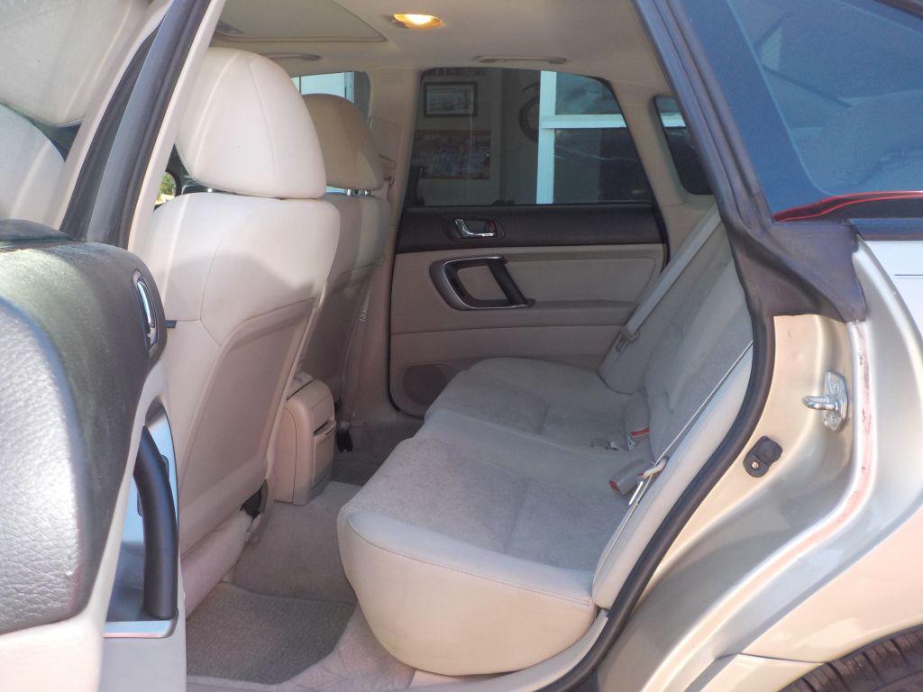2008 Subaru Legacy - Photo 9